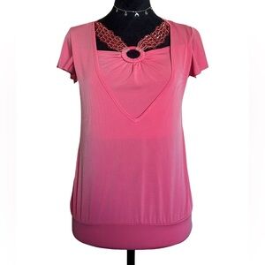 Y2K Vintage JKLA Petites Womans Small Pink Short Sleeve Top With Beaded Neckline